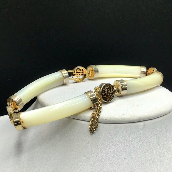 🌺Vintage Gold & Mother of Pearl Bracelet - Picture 14 of 15